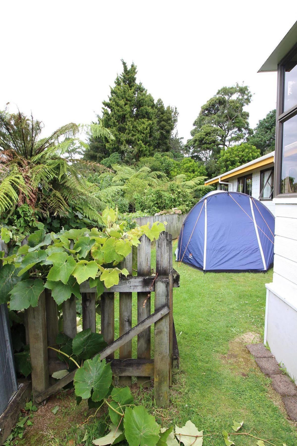 Yha Sunflower Lodge New Plymouth Exterior foto